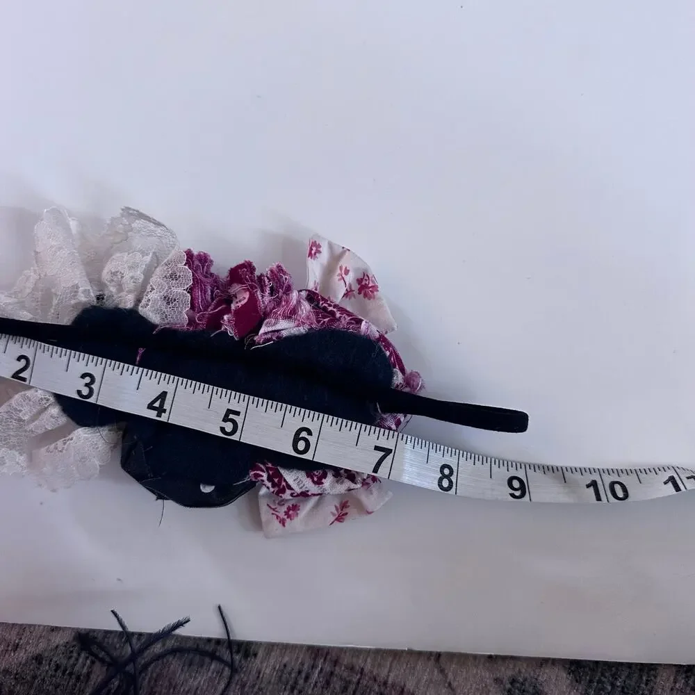 Elegant Floral Lace Head Wrap with Skinny Band